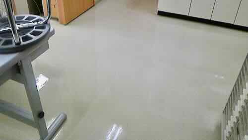 診療室ワックス施工後